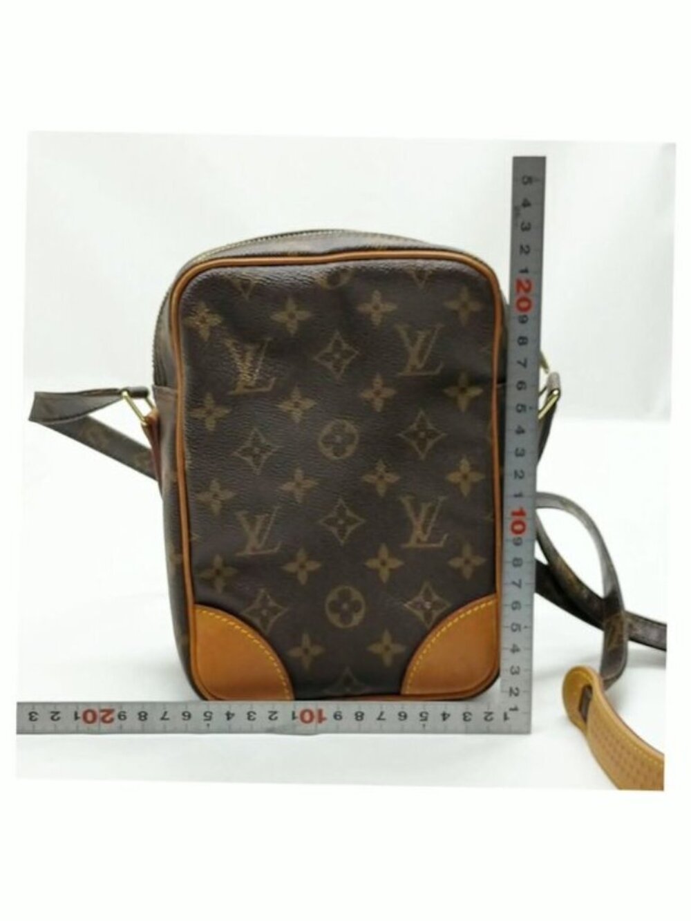 Authentic Louis Vuitton Amazone PM Monogram Crossbody Bag Vintage - Picture 2 of 16